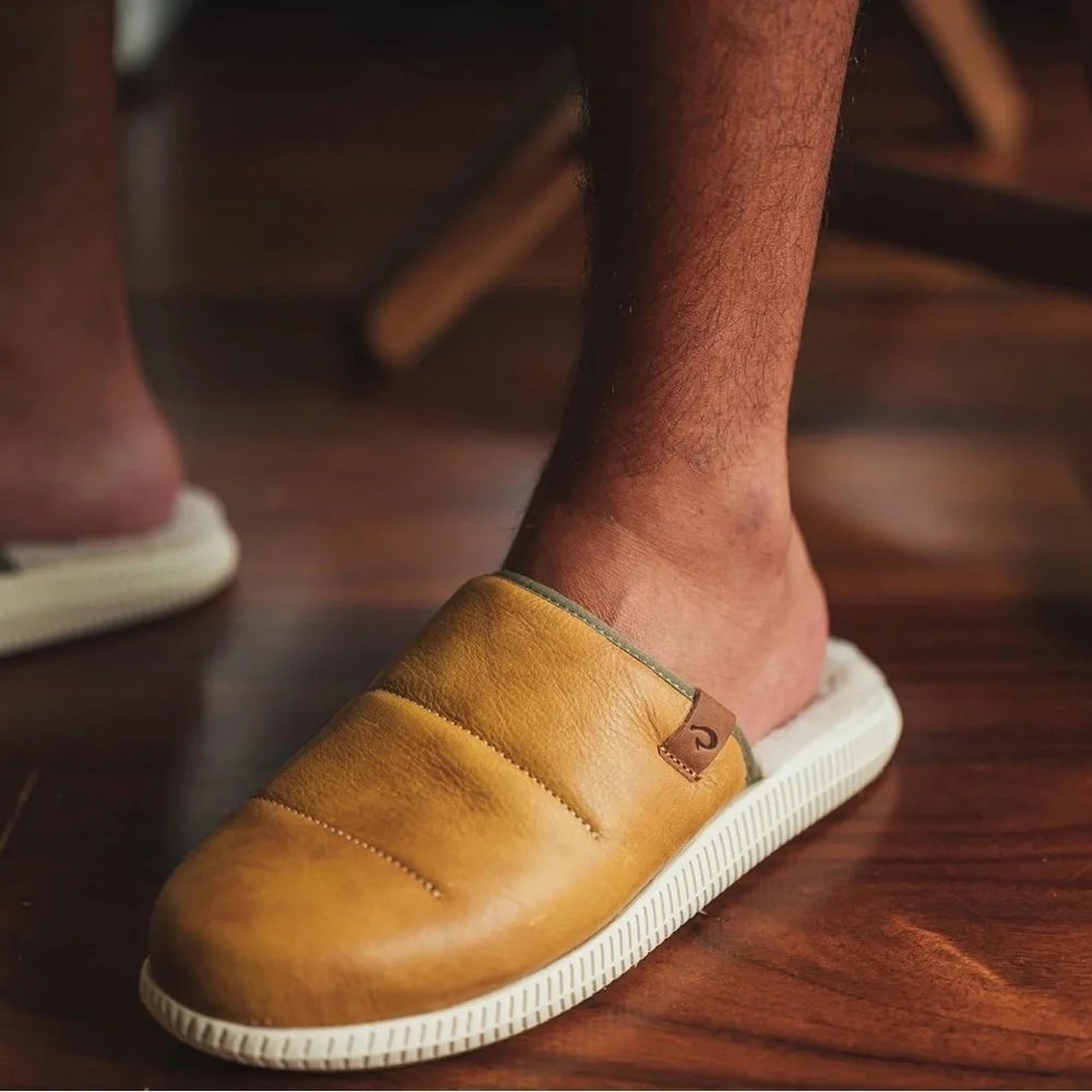 BRAND NEW OluKai Mua 'Ili men's leather mule slippers NEW Sz 10 - Picture 5 of 10